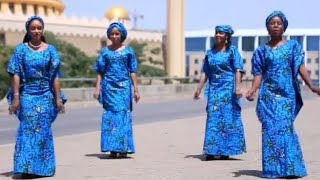 Prince Awal marche Foire Batouri Et Babba Sadou 2024 ( Abonnés vous🙏 pour plus voir de vidéo