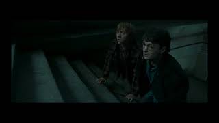 Dobby rescue harry potter and his friends from Malfoy manor