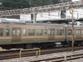 211系c16編成普通高崎線「籠原行き」日暮里駅通過