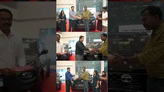 Introducing Luxon Tata's Kochi Showroom: Delivering Happiness, One Car at a Time! 🚗💫