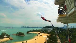 Life is easy (when you're having fun) -- Bungy Jumping in Sentosa