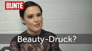 Demi Moore - So geht Tochter Rumer mit dem Beauty-Druck um - BUNTE TV