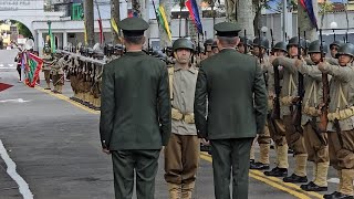 ESA -  Protocolo de recepção à maior autoridade militar do Exército Brasileiro na Entrega do Sabre.