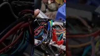 ប្រពន្ធ័ភ្លើងកង់អាគុយ/Battery and lighting system