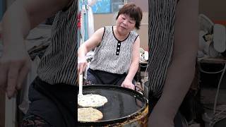 간판없는 비밀맛집 - 3대 50년 전통 이은 500원짜리 부침개 - Grandma's Only 0.4$ Korean Style Pancake - Korean Street Food