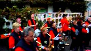 2010 Dernauer Weinfest 12 HOE ZIT DE NAW - Nabucco.AVI