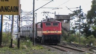 Unexpected Encounter: Route Diverted Kushinagar Express passing Through WR With BSL WAP4