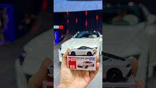 Nissan Z 1:1 vs Tomica Nissan Z