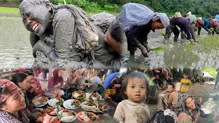 Villagers sharing food with traditional work in countryside, Nagaland village life