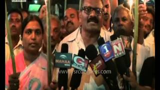 EG : Mummidivaram YSRCP leaders candle Rally over AP Special status - 21st Oct 2015