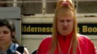 Little Britain USA - Vicky Abuses Prison Guard \