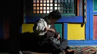 Handicraftsmen join the cooperative to create a treasure land for handicrafts in eastern Xizang