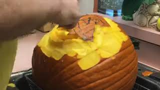 Pennywise Pumpkin!! 3D pumpkin carving time lapse