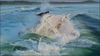 Another Gnarly Noosa Bar session. Sunday morning, February 16, 2025.