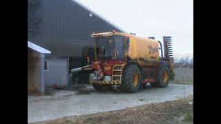 VREDO VT3936 AT WORK IN A  GROWING CROP