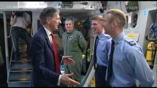 Hammond unveils new RAF C-17 aircraft 24.05.12