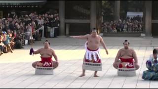 Raw: Sumo Champs Perform New Year Ritual