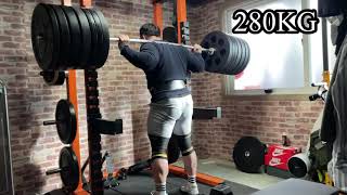 홈트레이닝 스쿼트 280kg