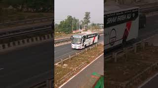 Shah Fateh Ali Laxurius AC Bus Departing Gharinda.