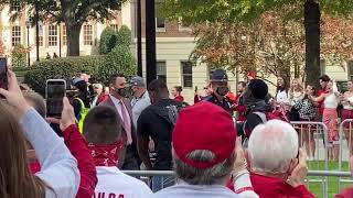 Steve Sarkisian leads Alabama off bus with Nick Saban out for Iron Bowl