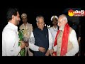 CM Jagan & Governor Biswabhusan Harichandan Grand Welcome To PM Modi | Vizag | Sakshi TV