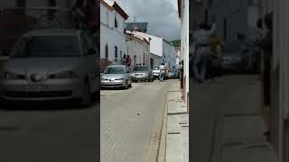 Bailes en la calle en Villanueva de los Castillejos por la romería en pleno confinamiento 1