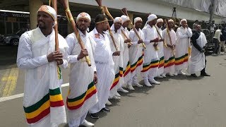 አባታችን ብፁዕ ወቅዱስ አቡነ መርቆርዮስ አዲስ አበባ ሲገቡ የተደረገላቸው አቀባበል | HH Abuna Merkorios welcomed in Addis Ababa