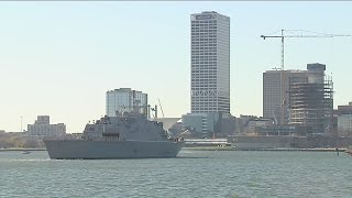 USS Milwaukee arrives at Veterans Park