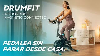 Bicicleta Drumfit Indoor 4000 Magnetic Connected resistencia ajustable, ruedas y soporte tablet.