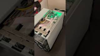 New Bitmain Antminer S19 XP 140TH unboxed in running mode!  S19 XP 140TH profitability setup. Dubai