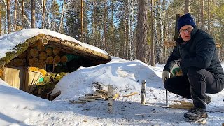 ОН ВЕРНУЛСЯ В ЗЕМЛЯНКУ И ОСТАЛСЯ ТАМ ОДИН...