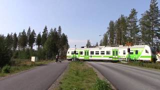 VR HDM 761 passed RISTIMÄKI (km.0634+0042) level crossing @ Kontiolahti,