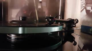 Rega planar 3 + Rega brio + Q acoustic 3050