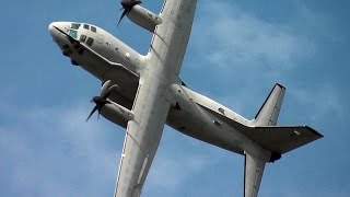 Alenia C-27J Spartan - Incredible Show with Loops, Rolls and other crazy Maneuvers!