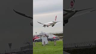 Biman landing at London Heathrow | লন্ডন হিথ্রোতে বিমান অবতরণ |