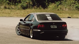 E39 540i parking lot practice drift sesh