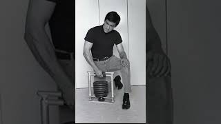 Bruce Lee workout in gym