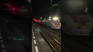 JR堀江駅でアンパンマン列車を見る　愛媛県松山市