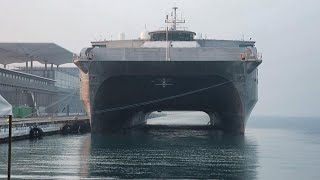 Loading equipment onto the USNS Carson City(T-EPF 7)