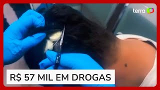 Polícia flagra homem tentando transportar cocaína dentro de peruca na Colômbia