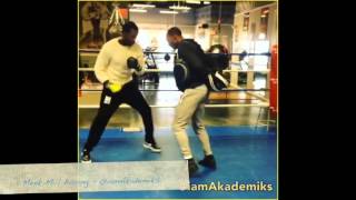 Meek Mill Putting in Some Work in a Boxing Gym in Philly!