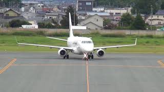 CX590V　山形空港　発着　大阪便