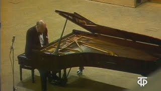 Sviatoslav Richter plays Beethoven Piano Sonata no. 9, op. 14 no. 1 - video 1976