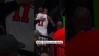 DeMar DeRozan daps up Masai Ujiri after being ejected vs. Toronto 🤝