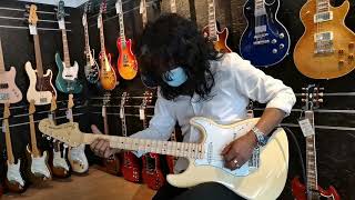 Man Kidal try it Fender Custom Shop Yngwie Malmsteen Custom Shop