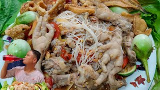 ตำซั่วตีนไก่แซ่บๆ