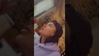 Perputhen   Ja kush eshte mashkulli qe puth Bora Zemanin ne buze    perputhen720P HD