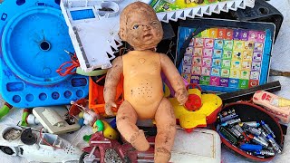 The split body of a very scary doll🤯🤯🤯🤯