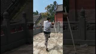 少林傳統武器-----少林棍#shaolin  #kungfu  #monkstory  #funny #youtubeshorts #shorts