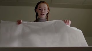 ANNE WITH AN E - Puff sleeves